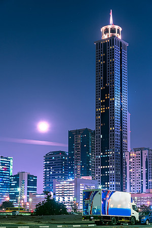 Dubai skyrise buildings
