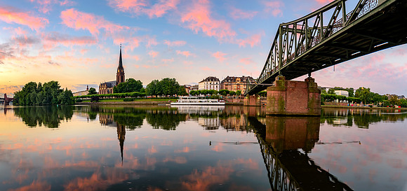 Panoramic view River Main Frankfurt