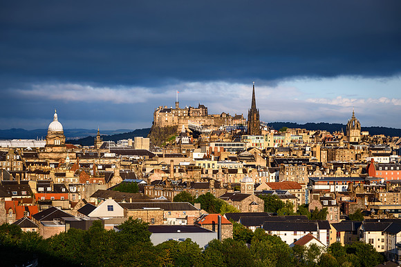 Edinburgh skyline